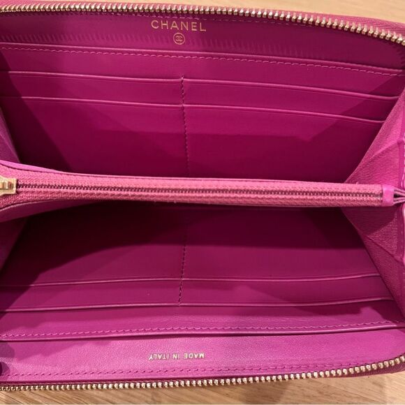 CHANEL Long Wallet Matelasse 19 Lambskin Pink Gold Hardware - Picture 6 of 11